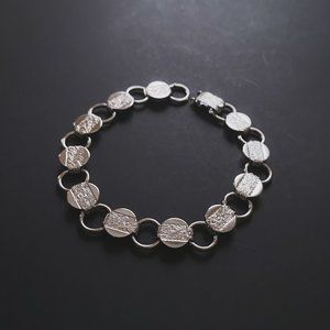 Vintage Sarah Coventry "Young and Gay" Silver Floral Circle Link Chain Bracelet